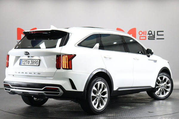 2020 Kia Sorento с пробегом 56 015 км