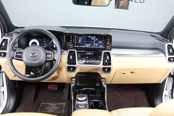 2020 Kia Sorento с пробегом 56 015 км