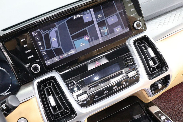 2020 Kia Sorento с пробегом 56 015 км