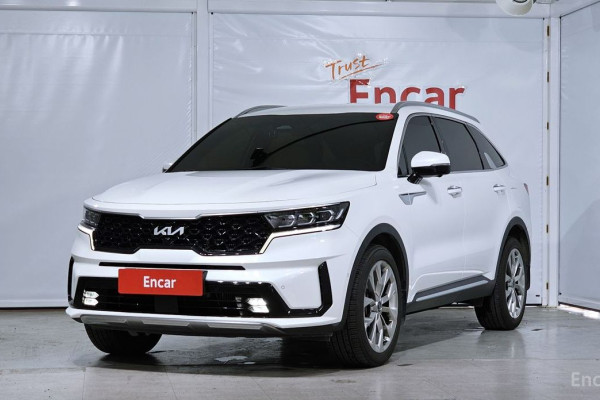 2023 Kia Sorento с пробегом 83 238 км