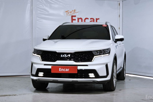 2023 Kia Sorento с пробегом 83 238 км