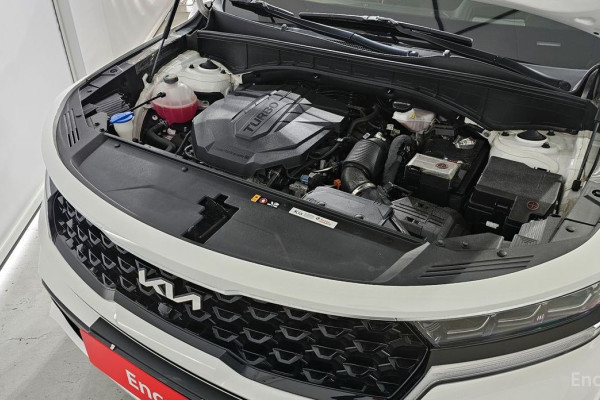 2023 Kia Sorento с пробегом 83 238 км