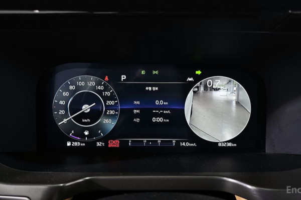 2023 Kia Sorento с пробегом 83 238 км