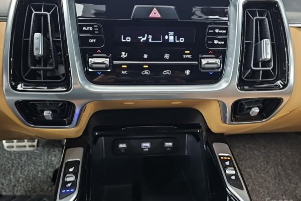 2021 Kia Sorento с пробегом 99 136 км