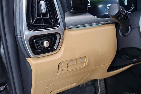 2021 Kia Sorento с пробегом 99 136 км