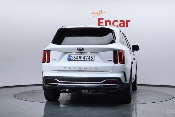 2021 Kia Sorento с пробегом 122 425 км