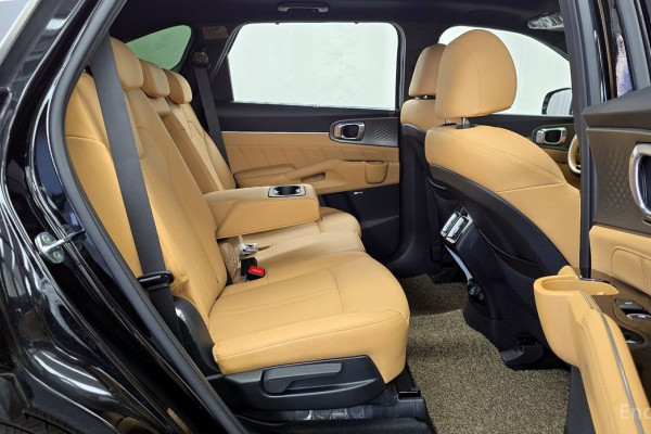 2022 Kia Sorento с пробегом 90 830 км