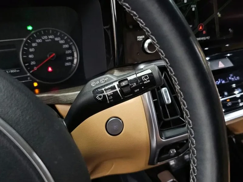 2022 Kia Sorento с пробегом 51 902 км