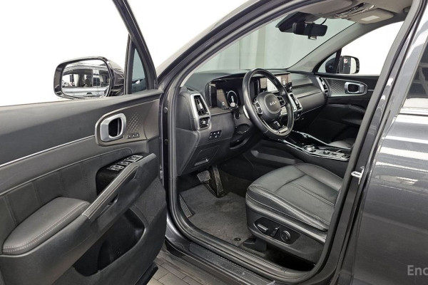 2022 Kia Sorento с пробегом 83 385 км