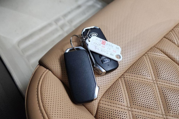 2021 Kia Sorento с пробегом 122 425 км