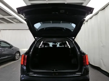 2022 Kia Sorento с пробегом 83 385 км
