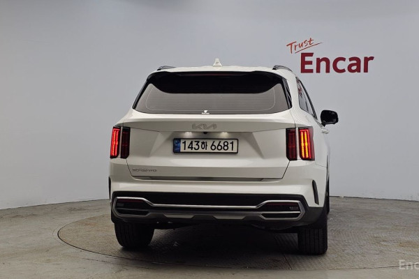 2023 Kia Sorento с пробегом 112 848 км