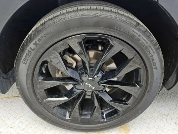 2023 Kia Sorento с пробегом 112 848 км