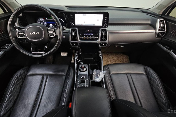 2023 Kia Sorento с пробегом 112 848 км
