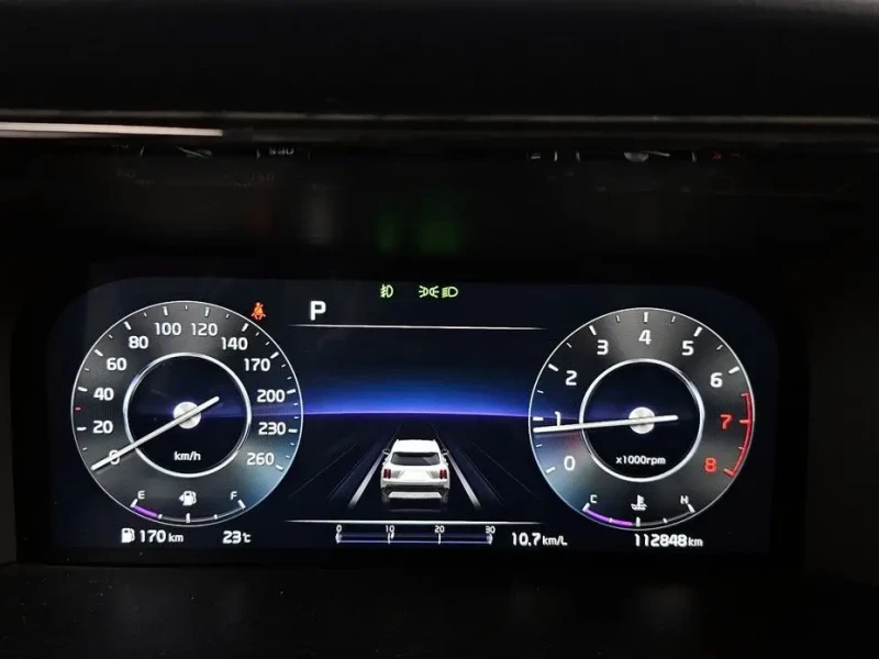2023 Kia Sorento с пробегом 112 848 км