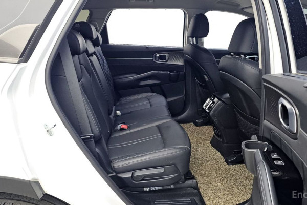 2023 Kia Sorento с пробегом 112 848 км