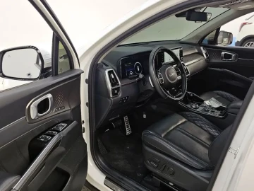 2023 Kia Sorento с пробегом 112 848 км