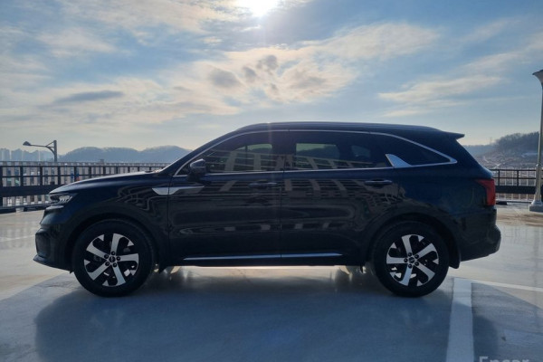 2022 Kia Sorento с пробегом 112 446 км