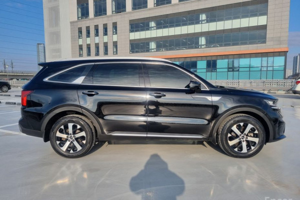 2022 Kia Sorento с пробегом 112 446 км