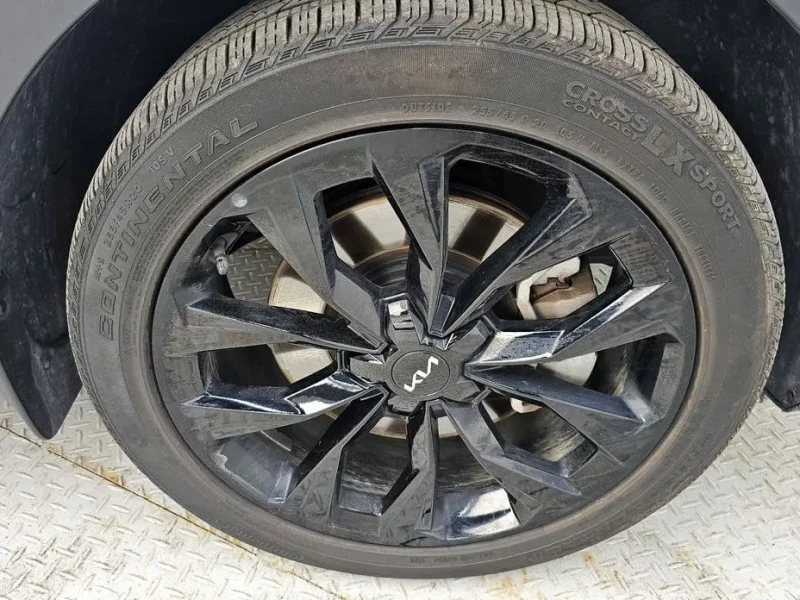 2023 Kia Sorento с пробегом 112 848 км