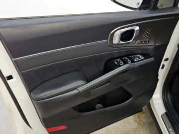 2023 Kia Sorento с пробегом 112 848 км