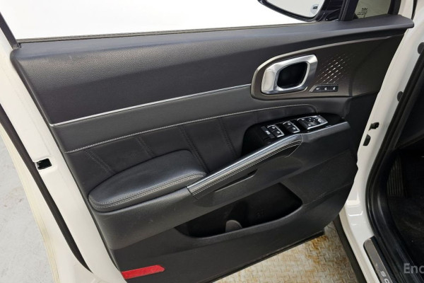 2023 Kia Sorento с пробегом 112 848 км