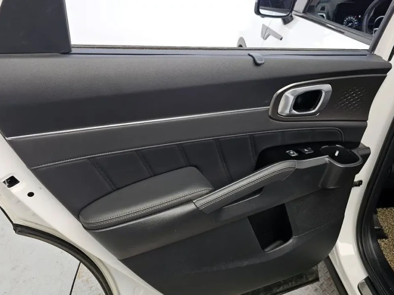 2023 Kia Sorento с пробегом 112 848 км