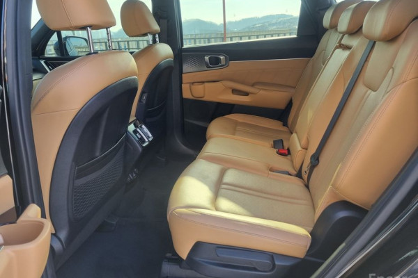 2022 Kia Sorento с пробегом 112 446 км