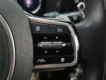 2023 Kia Sorento с пробегом 112 848 км