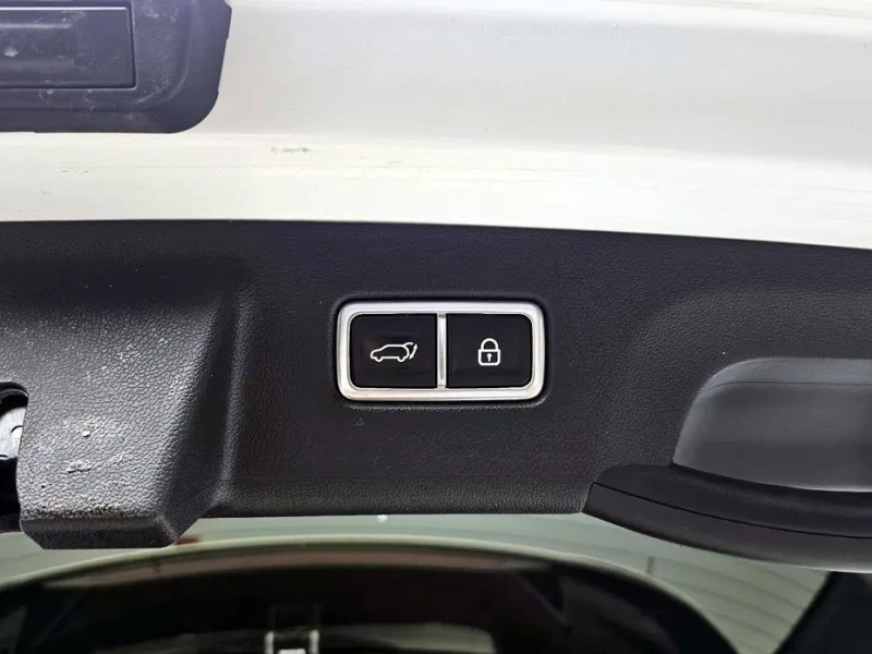2023 Kia Sorento с пробегом 112 848 км