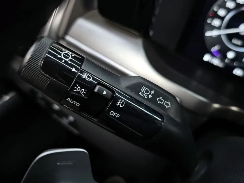 2023 Kia Sorento с пробегом 112 848 км