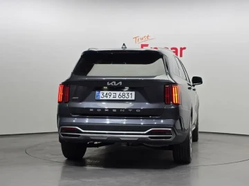2021 Kia Sorento с пробегом 130 744 км