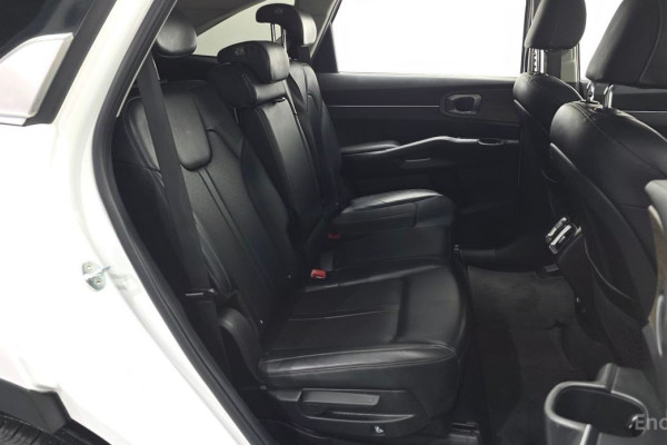 2022 Kia Sorento с пробегом 98 386 км