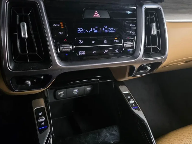 2021 Kia Sorento с пробегом 38 072 км