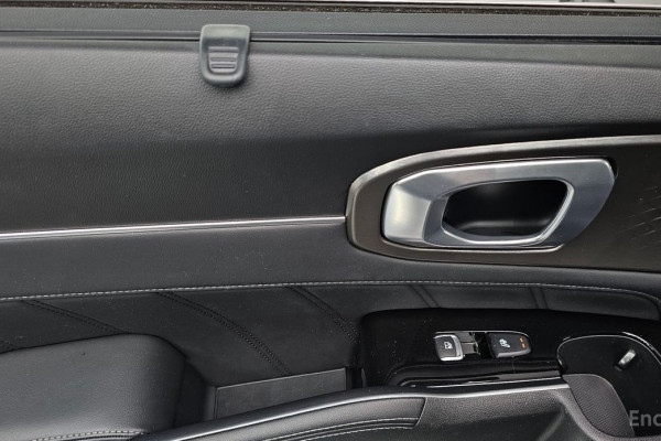 2021 Kia Sorento с пробегом 93 883 км