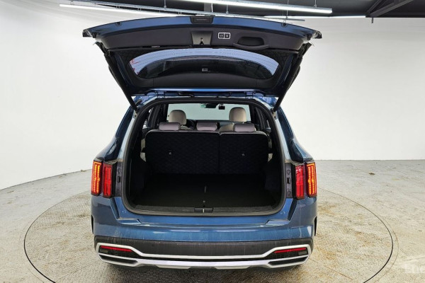 2022 Kia Sorento с пробегом 115 789 км