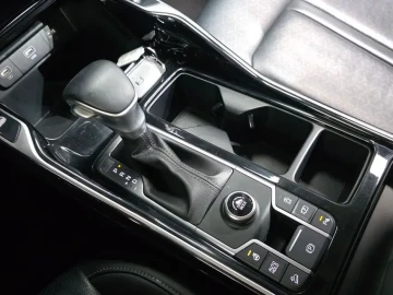 2022 Kia Sorento с пробегом 108 351 км