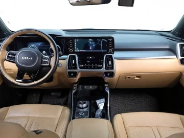 2023 Kia Sorento с пробегом 45 630 км