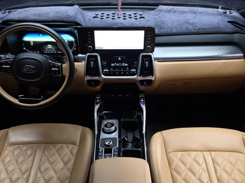 2020 Kia Sorento с пробегом 32 590 км