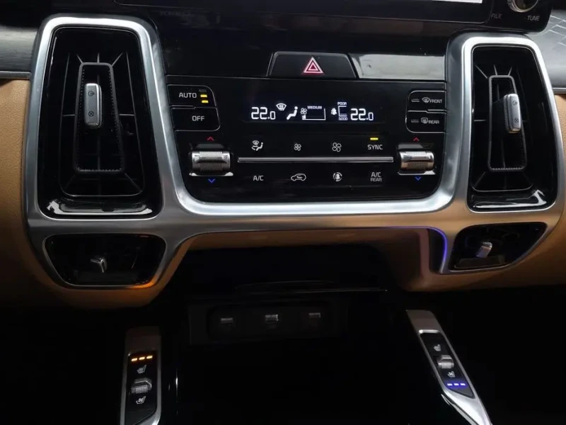 2020 Kia Sorento с пробегом 32 590 км