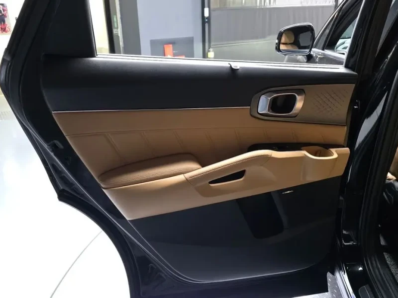 2022 Kia Sorento с пробегом 82 260 км