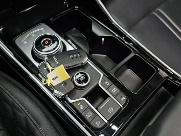 2022 Kia Sorento с пробегом 37 210 км
