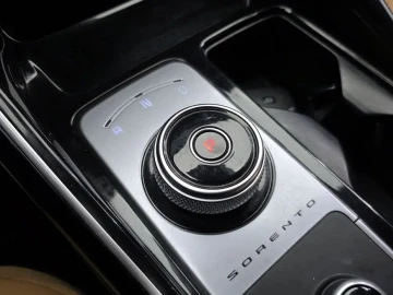 2021 Kia Sorento с пробегом 106 497 км