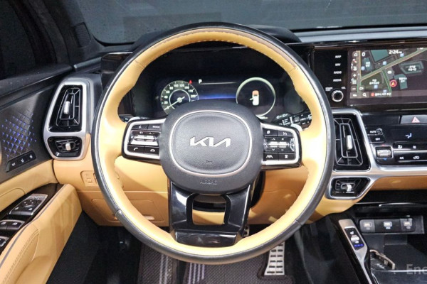 2022 Kia Sorento с пробегом 76 894 км