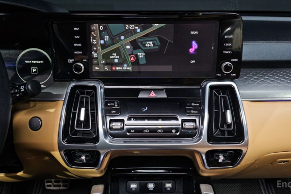 2022 Kia Sorento с пробегом 76 894 км