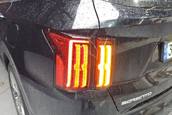 2022 Kia Sorento с пробегом 76 894 км