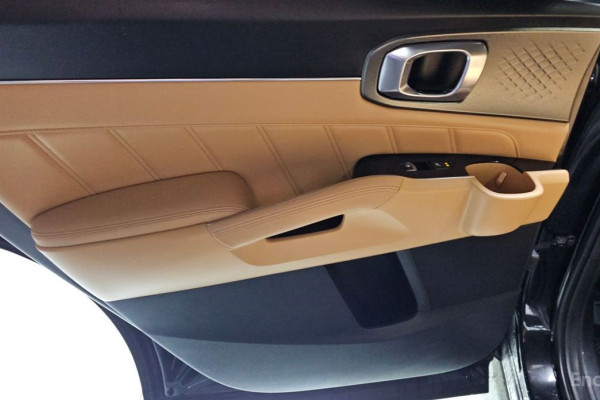 2022 Kia Sorento с пробегом 76 894 км