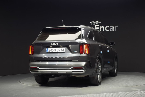 2022 Kia Sorento с пробегом 66 381 км