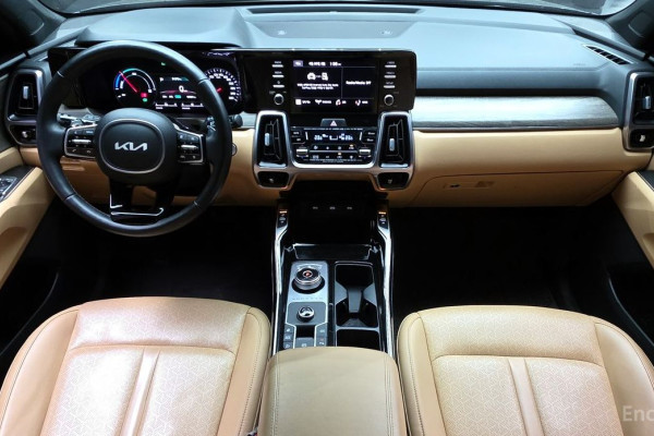 2022 Kia Sorento с пробегом 66 381 км