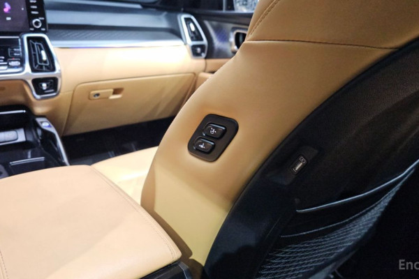 2022 Kia Sorento с пробегом 76 894 км